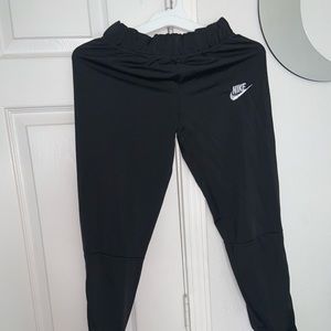 Black nike sweat pants